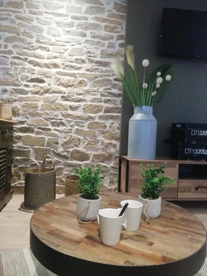 Appartement Topaze 孔卡尔诺 外观 照片